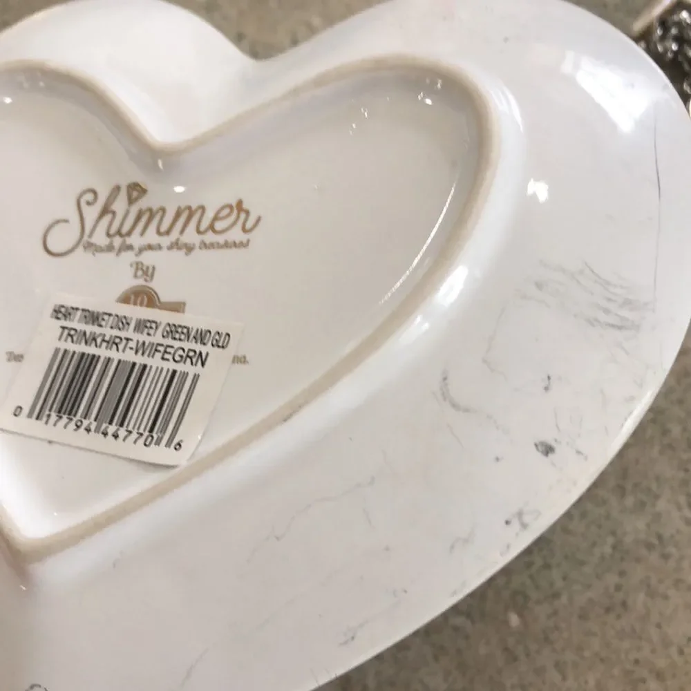 No Brand wifey trinket
